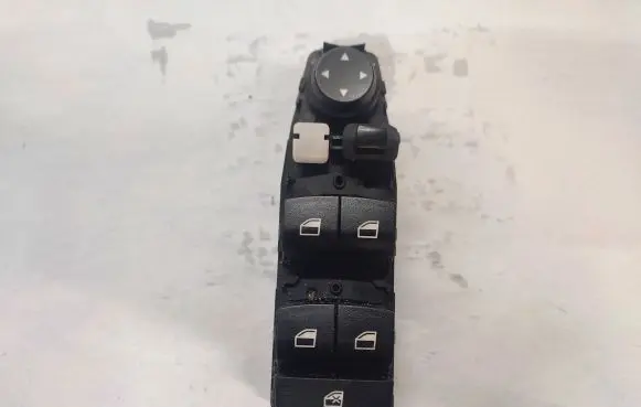 BMW X3 F25 Electric window control switch 9208110 220813