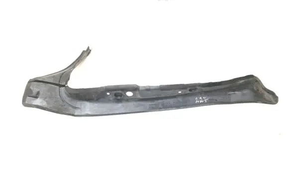 Audi A5 8T 8F Fender end trim 8T0821111