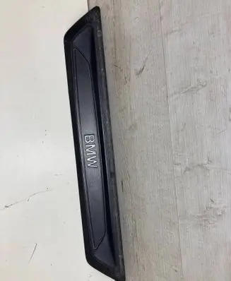 BMW X1 F48 F49 Front sill trim cover 7289215 7289216