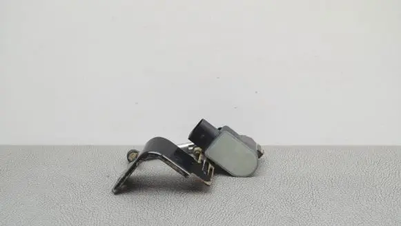 Rear air suspension level height sensor