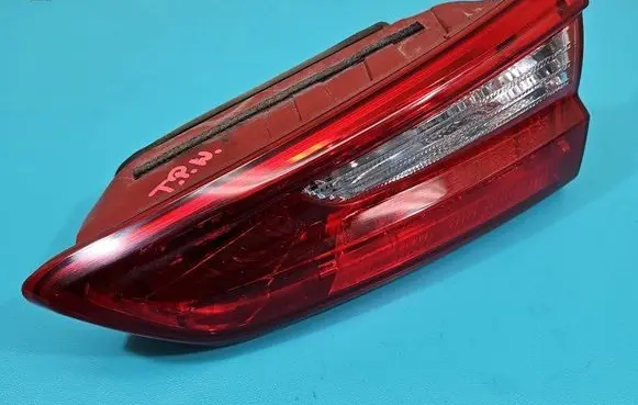 KIA Optima Rear/tail lights 92404-D43 IMPRK1448375