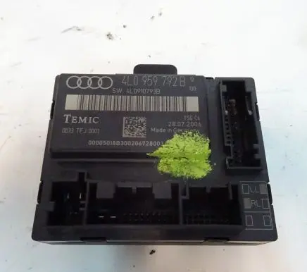Audi Q7 4L Engine control unit/module 4L0959792B