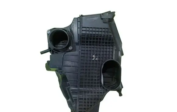 Renault Captur Air filter box H8201173592