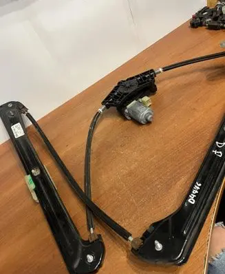Volkswagen Golf VII Rear door window regulator with motor 5G4837462H D4776