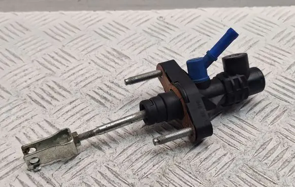 Toyota Avensis T250 Clutch master cylinder 3142005041 0460813