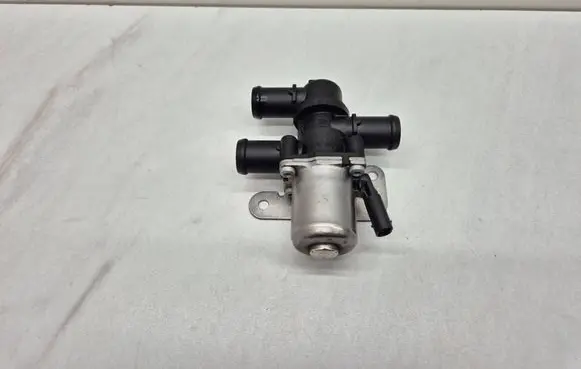 Volkswagen ID.3 Electric auxiliary coolant/water pump 5Q0906457C