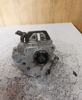 Volvo S80 Fuel injection high pressure pump 0445010043