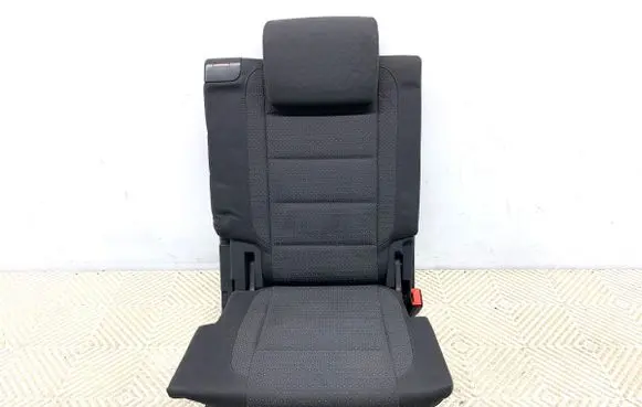 Rear seat