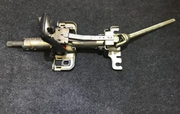 Renault Megane I Steering wheel axle