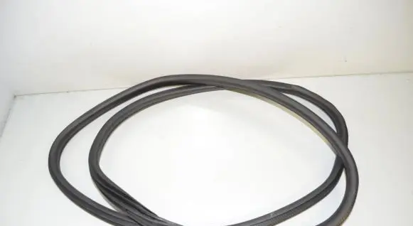 Rubber seal rear door