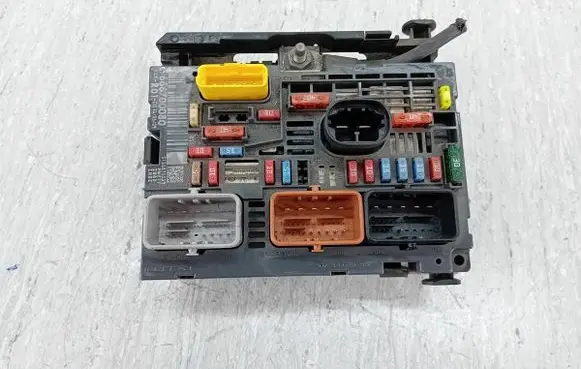 Citroen C4 Grand Picasso BSM Control unit 9666700080
