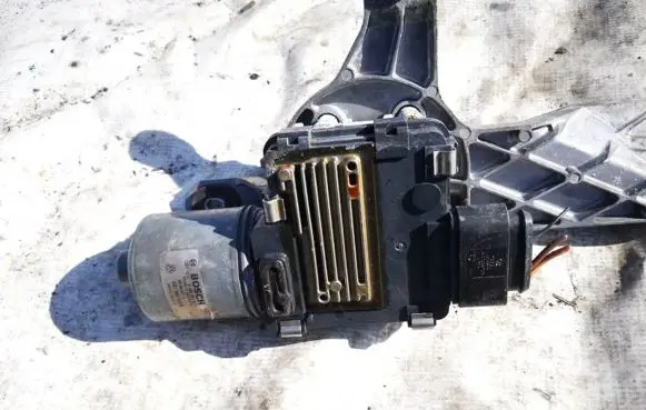 Volkswagen Phaeton Wiper motor 3d1955120b 0390241917