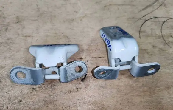 KIA Ceed Front door hinge set