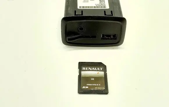 Renault Zoe AUX in-socket connector 280236951R 259209702R