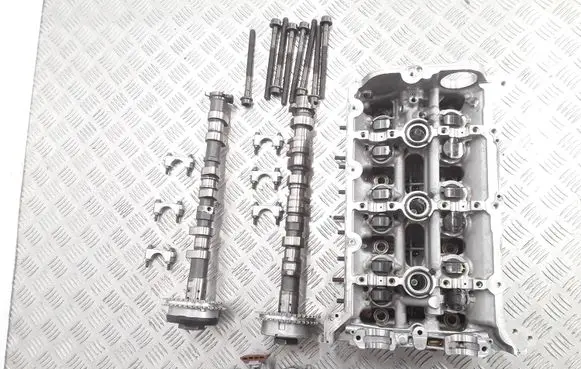 Porsche Macan (95B) Engine head 946104105AR 946104105