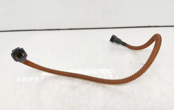 Volvo S80 Fuel line pipe