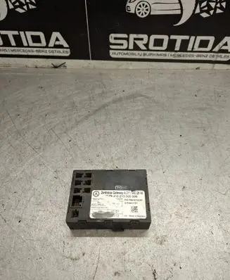 Mercedes-Benz E W211 Gateway control module A2115402945 410213005008