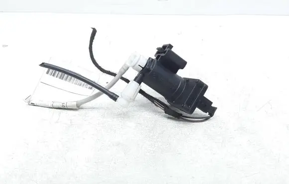 Mercedes-Benz CLK A209 C209 Turbo solenoid valve A2038000178