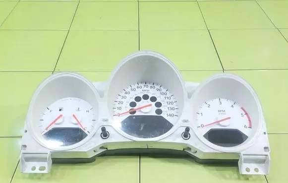 Dodge Caliber Speedometer (instrument cluster) PO5107037AG UP277