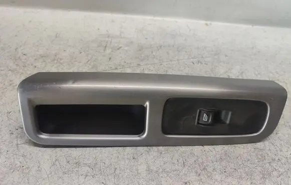 Volvo V50 Electric window control switch