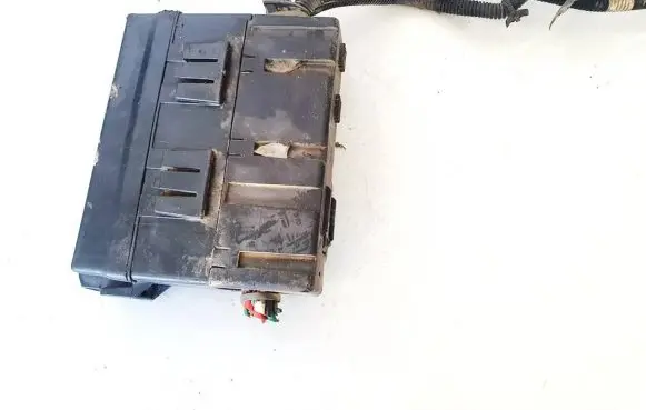Nissan Note (E11) Fuse box set mec93050 mec93-050