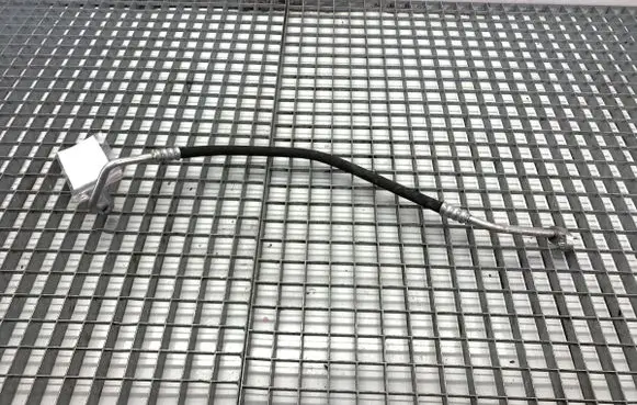 BMW 5 G30 G31 G38 Air conditioning (A/C) pipe/hose 7943185