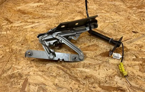 Opel Insignia B Engine bonnet/hood hinges 39126608