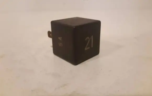 Volkswagen PASSAT B3 Other relay 111953227D