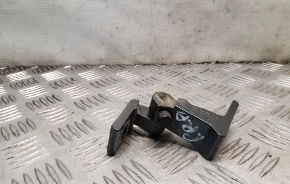 Audi Q5 SQ5 Front door lower hinge 8K0831402B