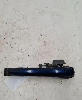 Nissan Primera Front door exterior handle