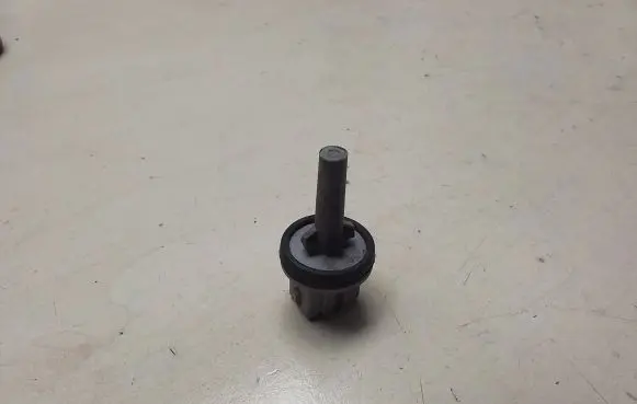 Volkswagen PASSAT B5.5 Interior temperature sensor 4A0820539