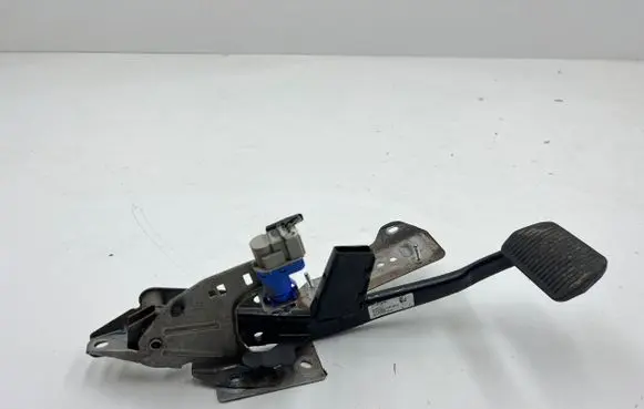 Volvo V40 Brake pedal 31381468 11521M07