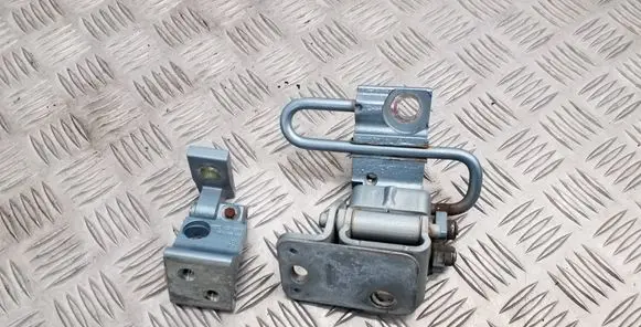 Rear door hinge set