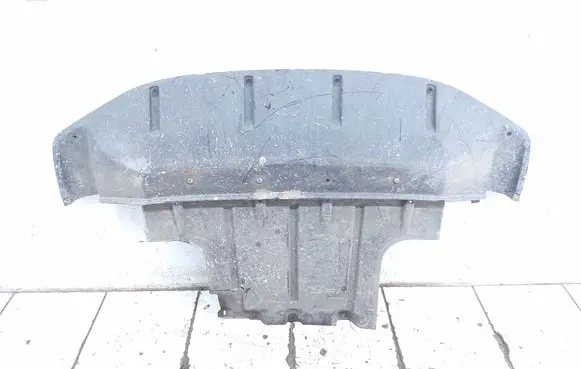 Audi Q7 4L Engine splash shield/under tray 7L8825285