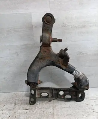 Chevrolet SSR Rear control arm U169