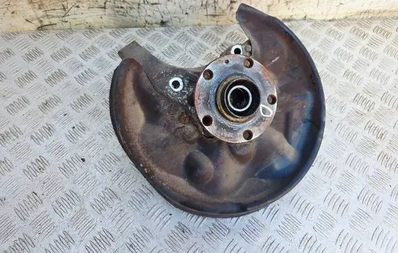 Audi A8 S8 D3 4E Rear wheel hub 