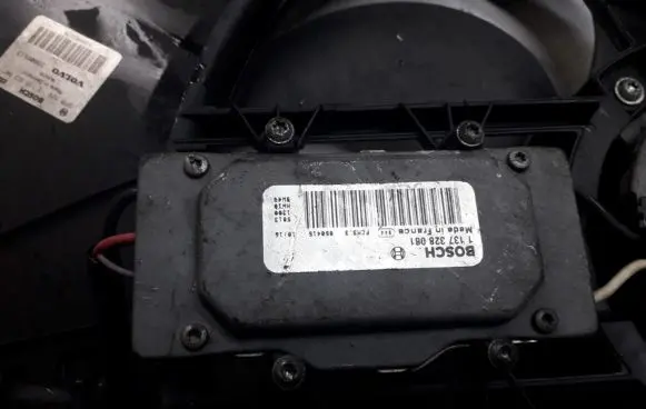 Volvo S80 Coolant fan relay 1137328081