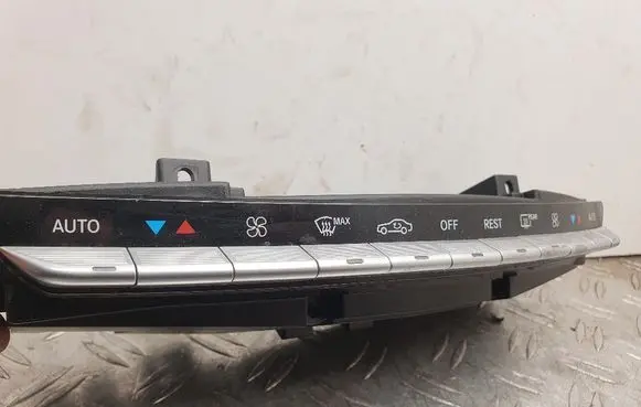 Mercedes-Benz S W221 Climate control unit A2218704358 A2218706458 A2214422523