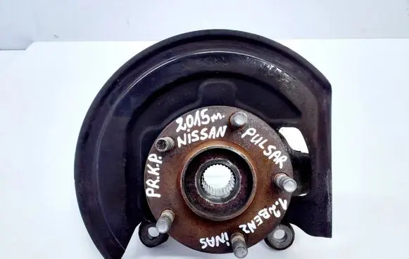 Nissan Pulsar Front wheel hub 400013ZL0B 479103DA0A