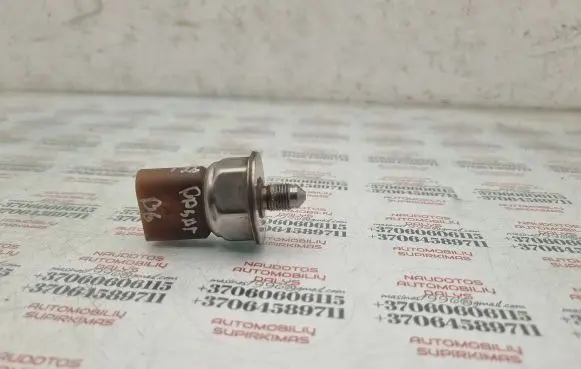 Fuel pressure sensor