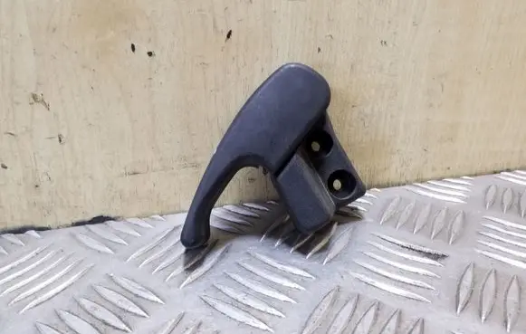 Audi A3 S3 8P Engine bonnet (hood) release handle 1H1823533