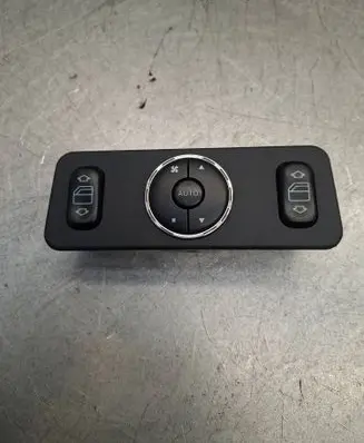 Mercedes-Benz ML W163 Electric window control switch A1638200326 03420610