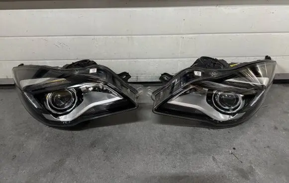 Opel Insignia A Headlight/headlamp 13426666 13426663