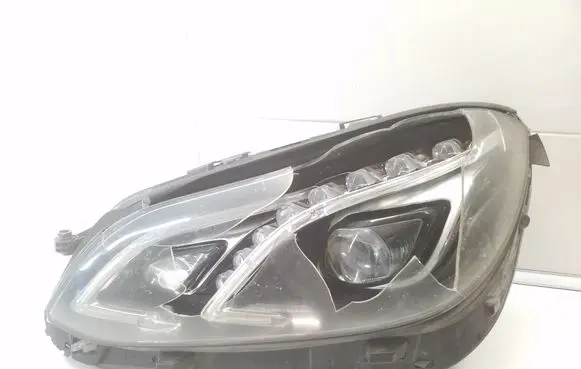 Mercedes-Benz E W212 Headlight/headlamp A2128205539