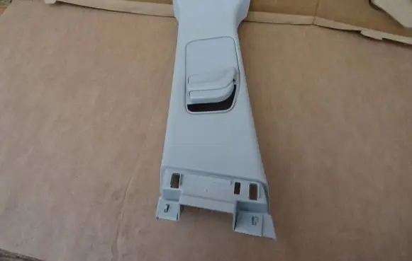 Renault Kadjar (B) pillar trim (top) 769143493R 1560880627