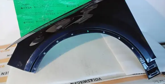 Audi Q7 4M Fender 4M0821105 4M0821105D OEMORIGINAL