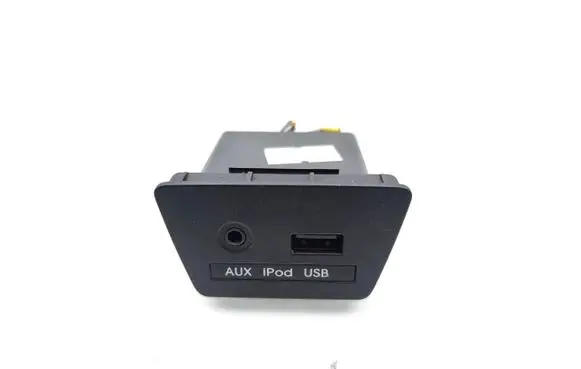 Hyundai ix35 USB socket connector 961102S000 961102S000TAN