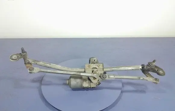 Audi A4 S4 B6 8E 8H Front wiper linkage and motor 8E1955119