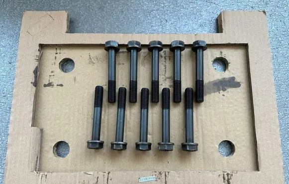 Nissan Patrol Y61 Other cylinder head part 122930W800