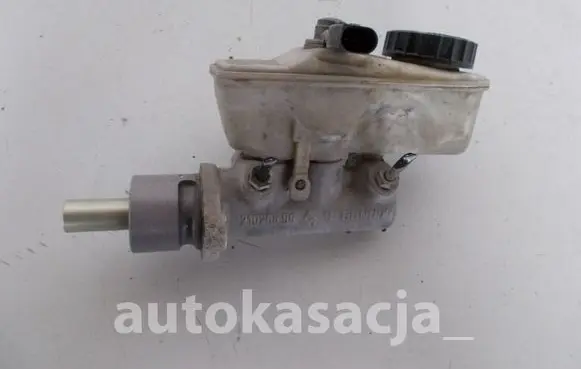 Volkswagen Polo III 6N 6N2 6NF Master brake cylinder 